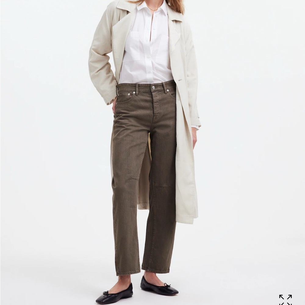 NWT driftwood darted barrel jeans